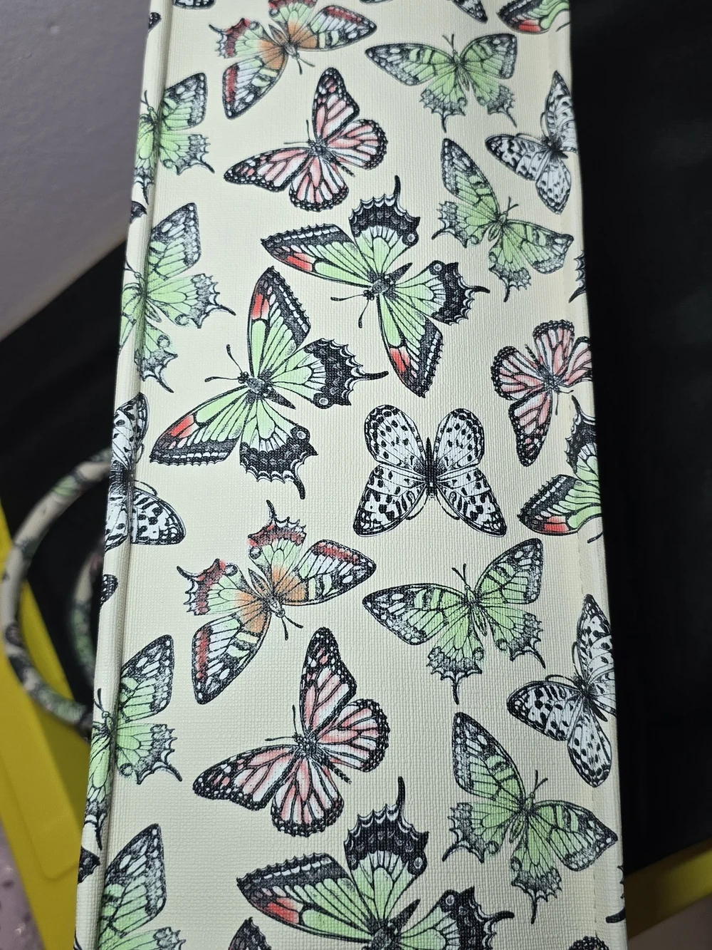 N/A stylish butterfly